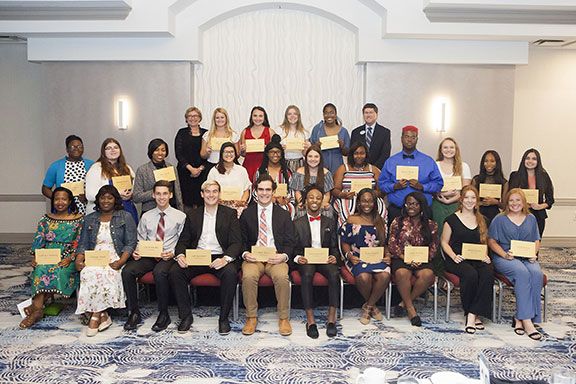 2019 scholarship winners